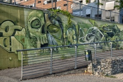 wall16sm