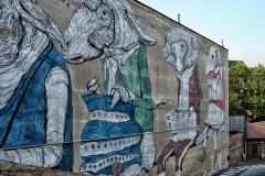 wall26sm